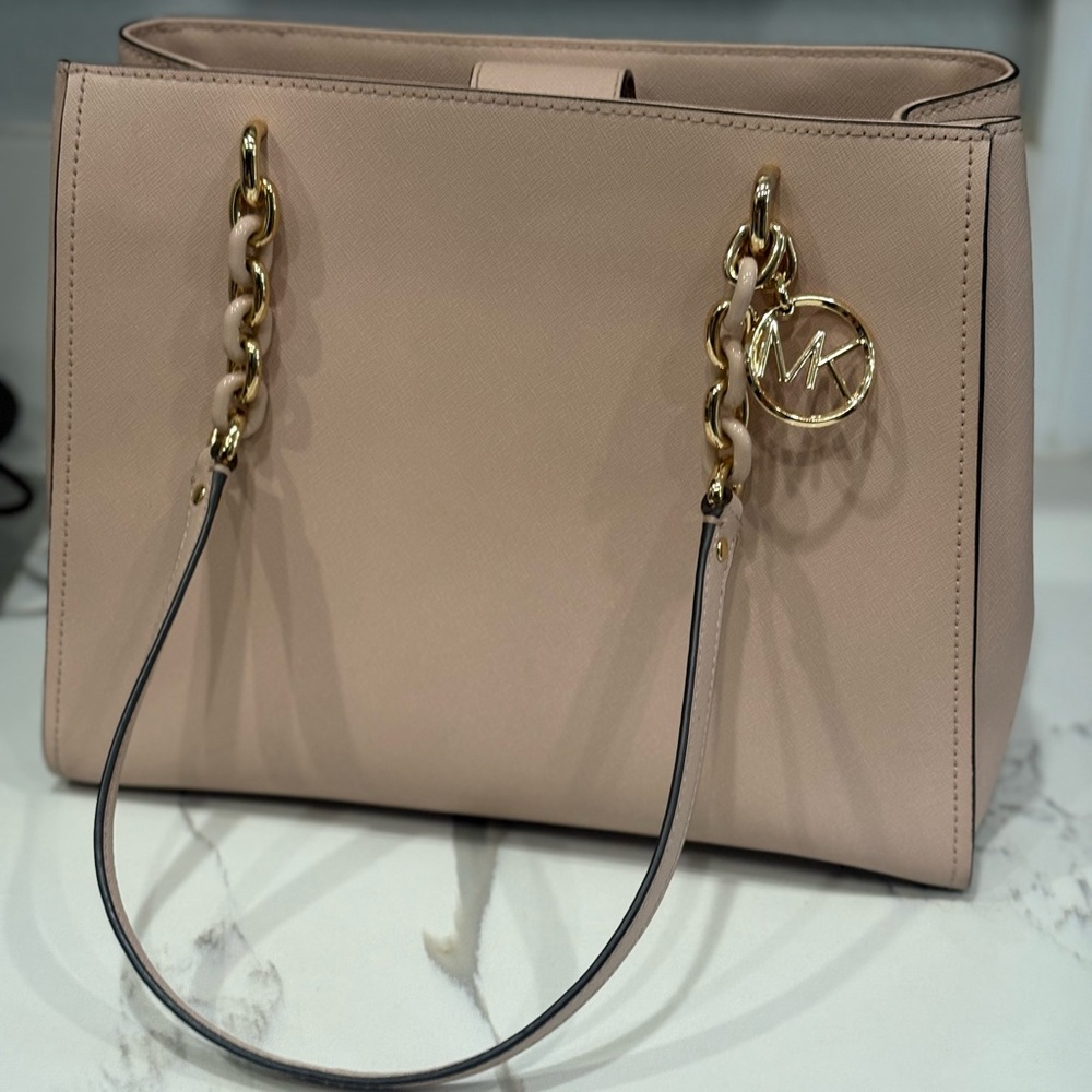 Blush Pink Michael Kors Jet Set Tote